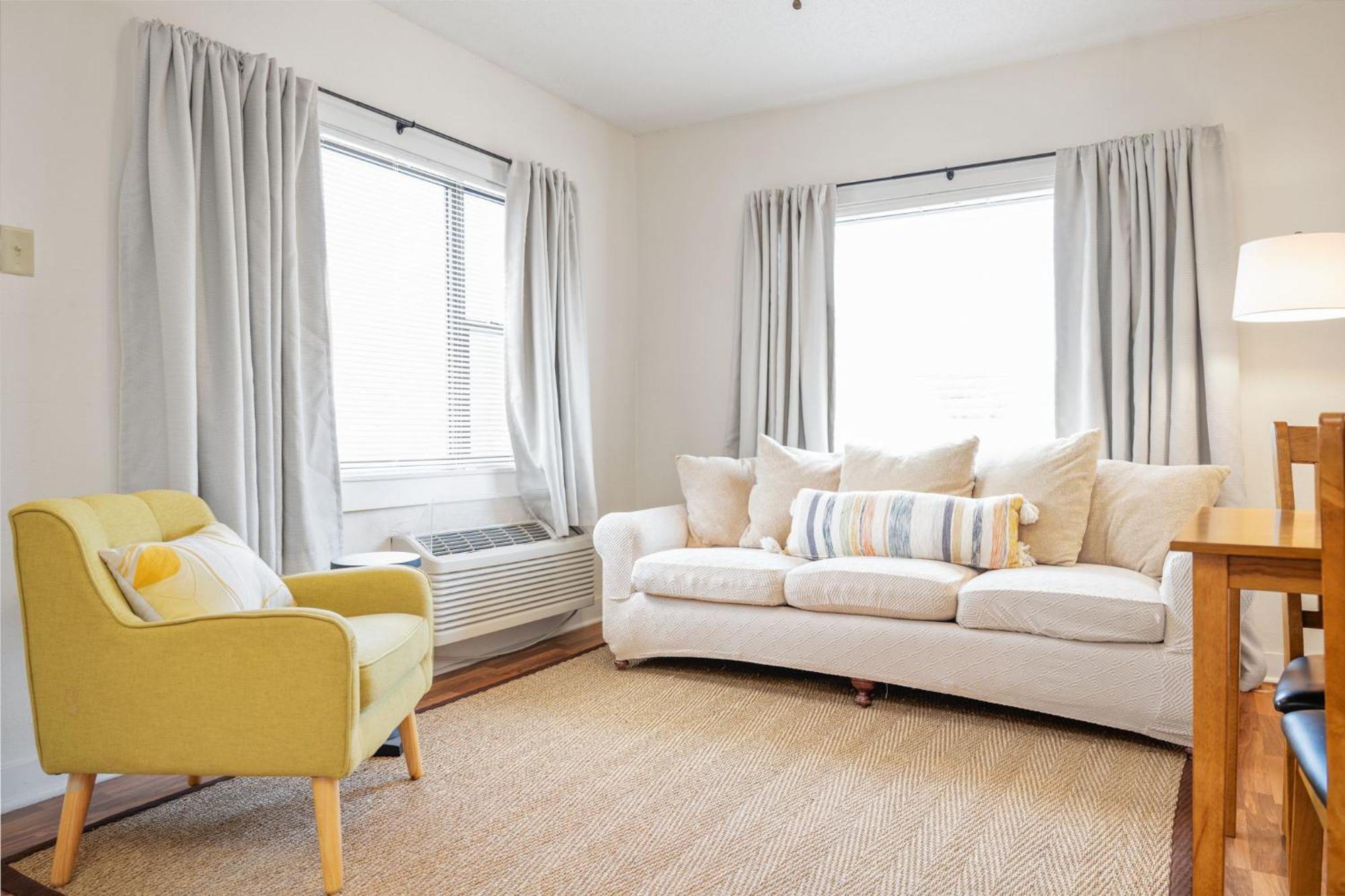The Flats On Florida St - Super Comfy 2-Bedroom Apartments Мобил Экстерьер фото