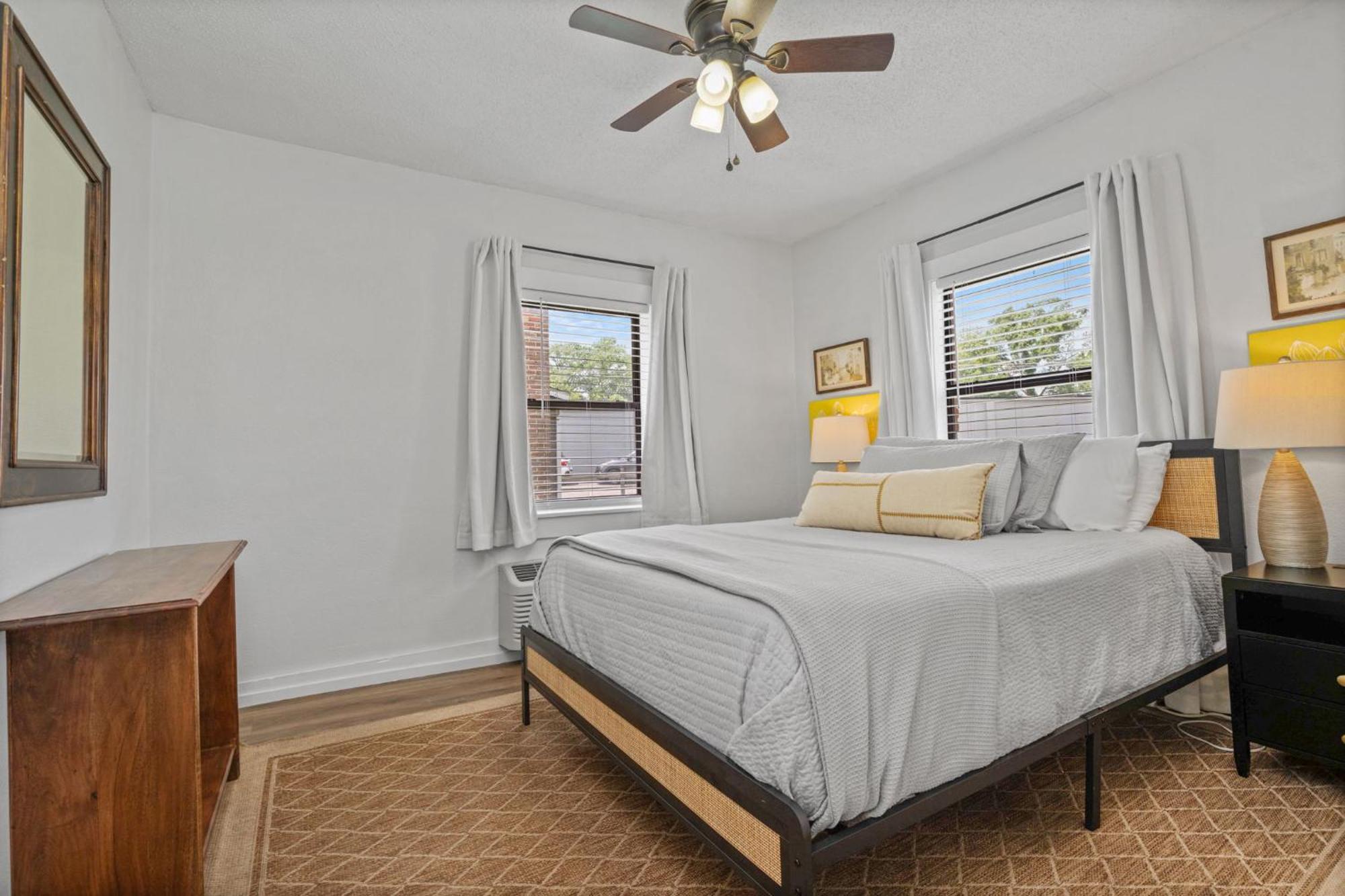 The Flats On Florida St - Super Comfy 2-Bedroom Apartments Мобил Экстерьер фото
